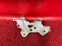 Fiat Doblo 1.6 Çamurluk Bağlantı Ayağı