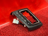 Hyundai I20 Otomatik Vites Konsol Çerçevesi